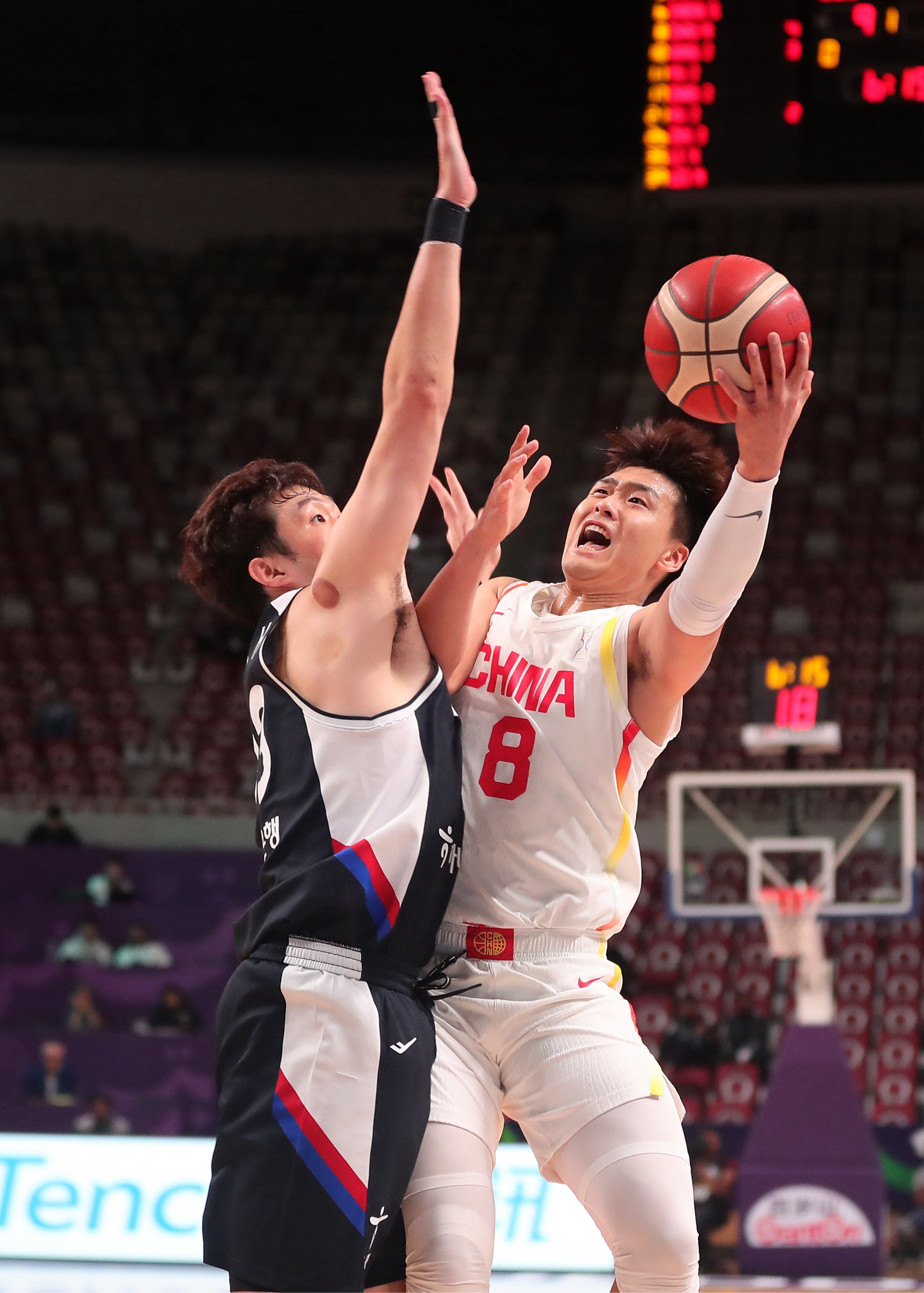 亚洲杯决赛震撼开打，巅峰对决引爆全场的简单介绍