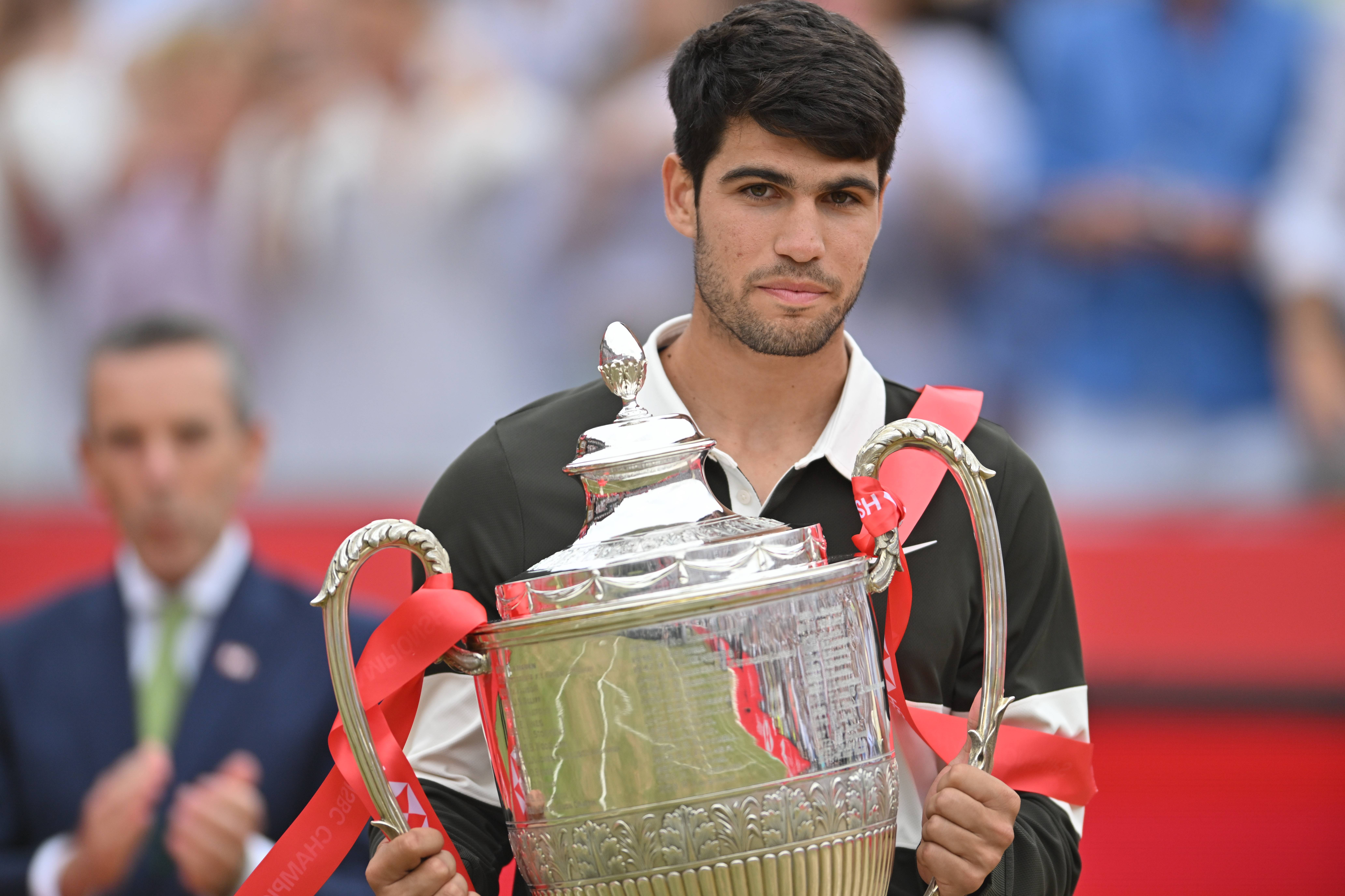 戴维斯杯逆转年终总决赛,阿尔卡拉斯关键制胜 戴维斯杯逆转年终总决赛,阿尔卡拉斯关键制胜