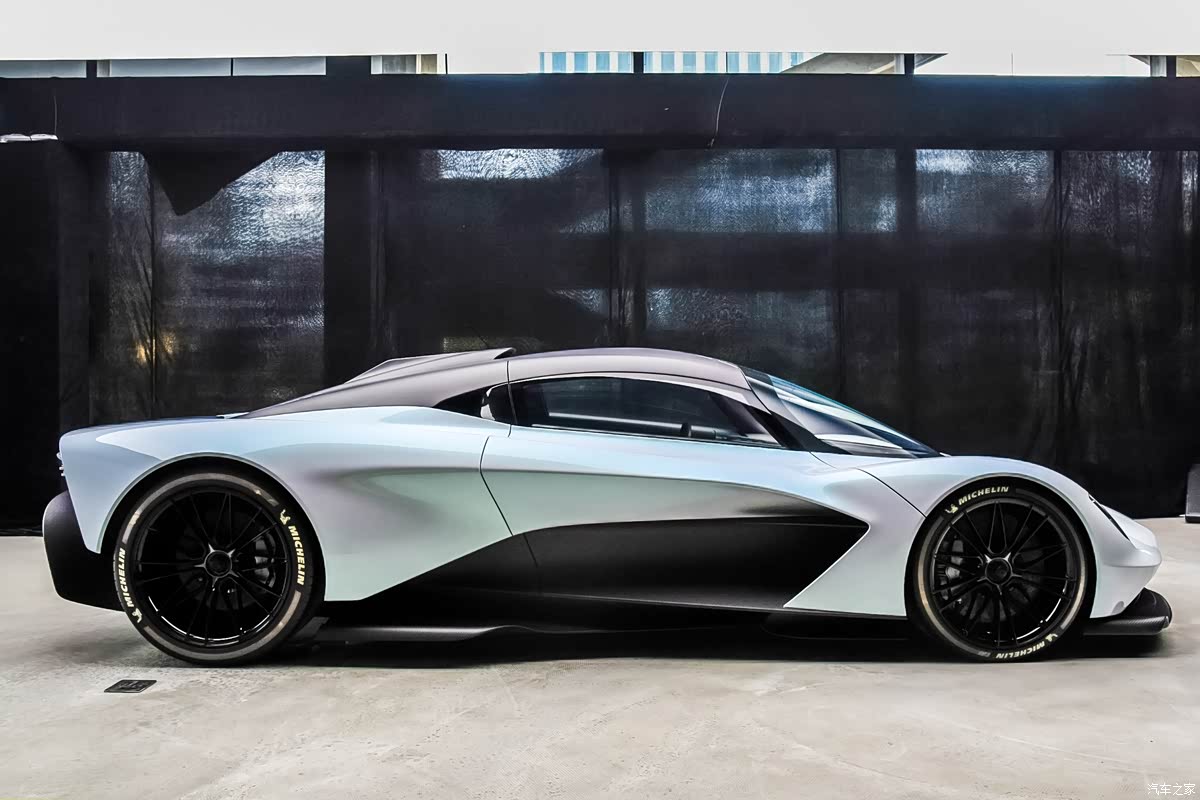 红牛车队力克阿斯顿马丁,诺里斯带队取胜 红牛车队力克阿斯顿马丁,诺里斯带队取胜