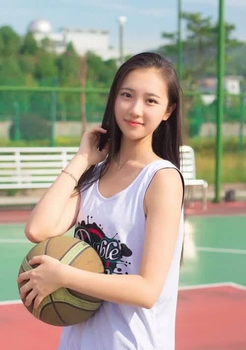 波斯铁骑的欧洲大脑,德布劳内如何用钢铁防线撕裂加纳,导演美加墨世界杯最冷门一战