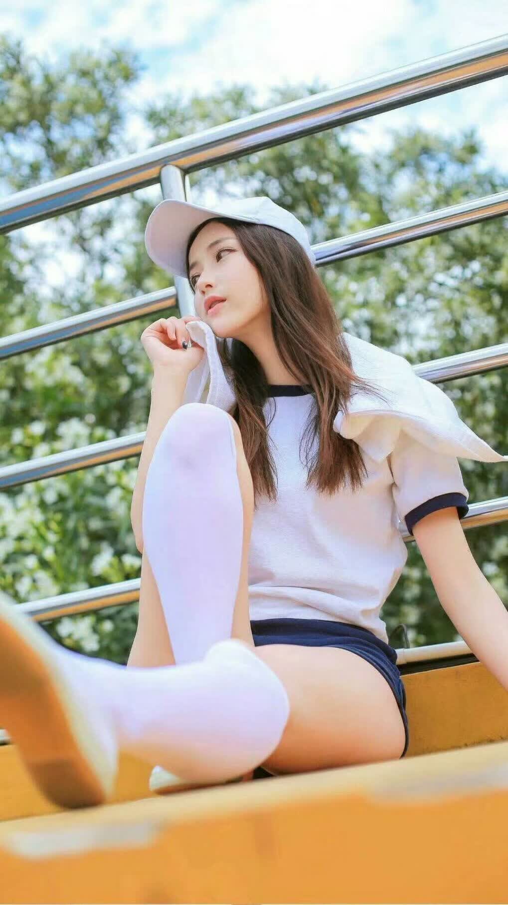 冰岛战吼的最后一夜，当范戴克化身永恒长城，罗马尼亚在2026世界杯完成最残酷的童话逆转